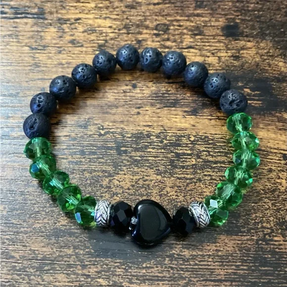 Bracelets - Picture 9 of 15